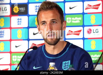 Harry Kane, Englands, während der Pressekonferenz im Sheraton San Siro, Mailand. Bilddatum: Donnerstag, 22. September 2022. Stockfoto