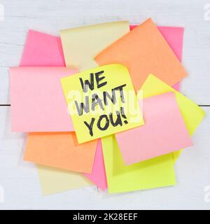 Wir wollen euch Jobs, Job Working Rekrutierungs-Mitarbeiter Business Concept Schreibtischpapier Stockfoto