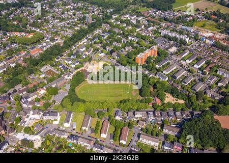 Luftaufnahme, Baustelle am Sportplatz Dorstener Straße, Zweckel, Gladbeck, Ruhrgebiet, Nordrhein-Westfalen, Deutschland, Bauarbeiten, Bui Stockfoto