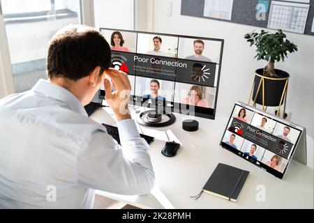 Schlechtes Verbindungsproblem Und Schlechtes Internet-Signal Stockfoto