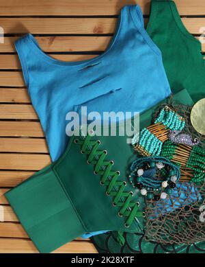 Mermaid Fashion mit Schmuck- und Angelnetz – Nahaufnahme Stockfoto