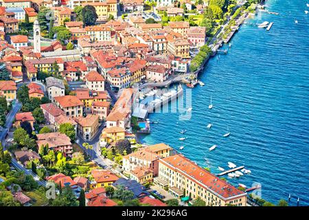 Die Stadt Menaggio am Ufer des Comer Sees aus der Vogelperspektive Stockfoto