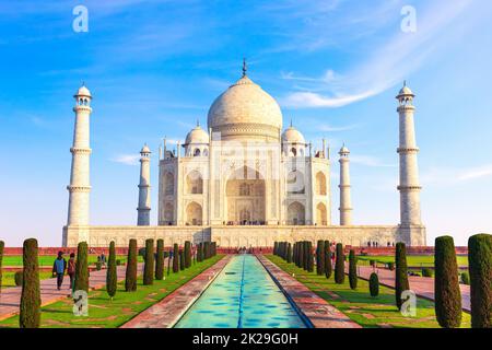 Berühmtes Taj Mahal, Agra, Uttar Pradesh, Indien Stockfoto