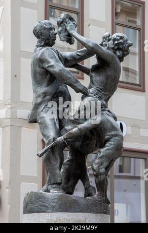 Der Nabel steht an einer Kreuzung in der Mitte der Innenstadt von GÃ¶tingen. In den 1970er Jahren wurde der Nabel gebaut, um die noch junge Fußgängerzone in GÃ¶tingen zu versorgen. Stockfoto