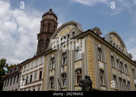 Die evangelische Lutherische Pfarrkirche St. Jacobi in der Altstadt von GÃ¶ttingen in Niedersachsen ist eine gotische Kirche mit drei Schiffen, die zwischen 1361 und 1433 erbaut wurde. Der Kirchenpatron ist James der Ältere. Mit 72 Metern Höhe ist der Kirchturm das höchste Gebäude Stockfoto