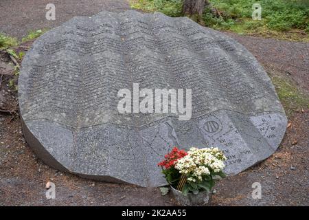 Ekne, Norwegen - 05. Juli 2022: Falstad war ein deutsches Internier- und Durchgangslager während des Zweiten Weltkriegs. Mehr als 200 Gefangene wurden im nahegelegenen f angeschossen Stockfoto