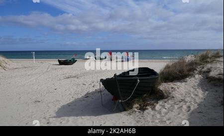 Fischerboote am Strand. Babe, Rügen, RÃ¼gen Stockfoto