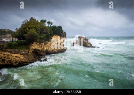 Felsen von Basta und am Meer in biarritz Stockfoto