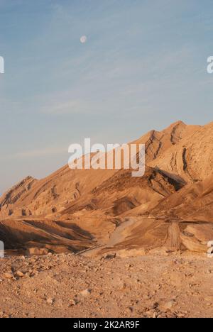 Midbar Yehuda Hatichon Reserve in der judäischen Wüste in Israel, Berglandschaft, wadi in der Nähe des Toten Meeres, Reisen in den Nahen Osten Stockfoto