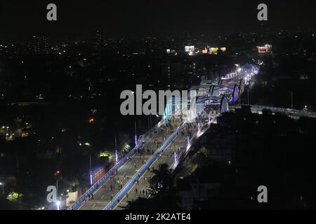 Kalkutta, Westbengalen, Indien. 22. September 2022. Die neu errichtete Tala-Brücke wurde vom westbengalischen Chief Minister Mamata Banerjee in Kalkutta eingeweiht. Die geschätzten Kosten für die neu errichtete Tala Bridge belaufen sich auf rund 468 Rs. (Bild: © Dipa Chakraborty/Pacific Press via ZUMA Press Wire) Stockfoto