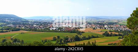 Luftaufnahme von WeiÃŸenburg bei gutem Wetter Stockfoto