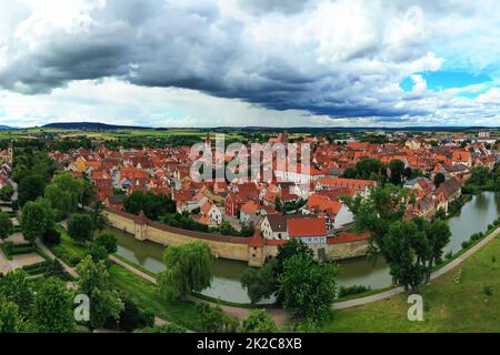 Luftaufnahme von WeiÃŸenburg bei gutem Wetter Stockfoto