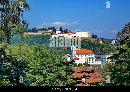 Bayern, Niederbayern, Passau, Stadt der drei Flüsse, Veste Oberhaus, Jesuitenkirche St. Michael, Geografie, Tourismus Stockfoto