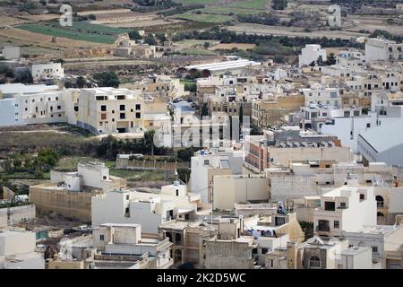 Blick auf die Stadt Victoria oder Rabat auf Gozo, die benachbarte Insel Malta Stockfoto