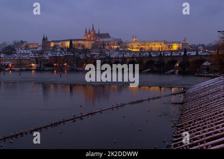 Hradcany im Winter, Prag, Tschechische Republik Stockfoto