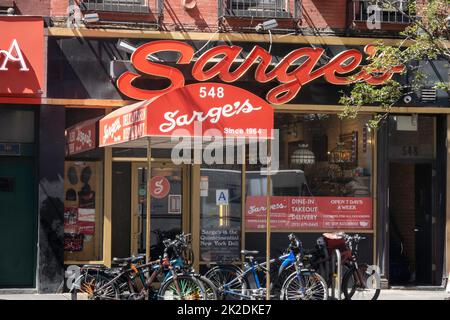 Sarge's Restaurant and Delicatessen, NYC, USA 2022 Stockfoto