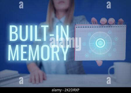 Konzeptionelle Anzeige im Speicher. Wort für Gerät oder Funktion sind in einem Element als Teil des IT Lady Press-Bildschirms des Mobiltelefons enthalten, auf dem die futuristische Technologie angezeigt wird Stockfoto