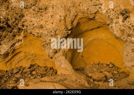 Felsenklippe in Caleton Oscuro. Stockfoto