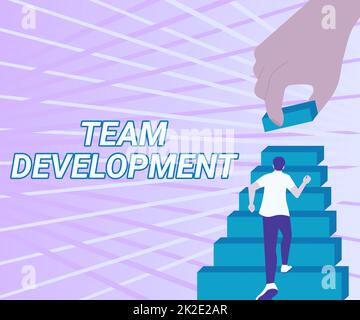 Text, der „Inspiration Team Development“ zeigt. Business Showcase Erfahren Sie anhand der Grafiken Gentleman Climbing Up Stair Case, wie sich kleine Gruppen im Laufe der Zeit verändern und versuchen, Ziele zu erreichen, die den Fortschritt definieren. Stockfoto