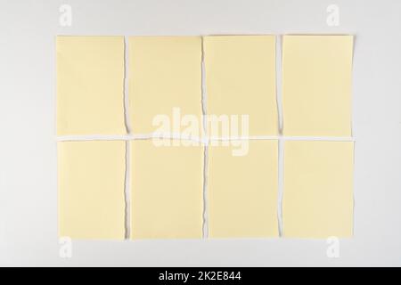 Blatt Papier zerrissen Stockfoto