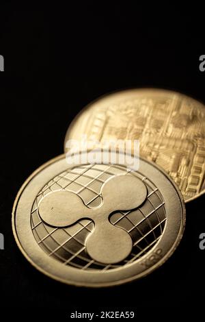 Golden Ripple XRP-Kryptowährung Stockfoto