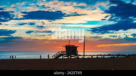 Bademeister-Hütte am Strand in Santa Monica Stockfoto