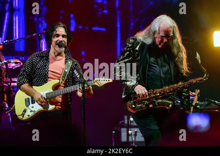 Redondo Beach, Kalifornien 16. September 2022 - John Oates von Hall und Oates treten auf der Bühne der Beachlife Ranch auf, Credit - Ken Howard/Alamy Stockfoto