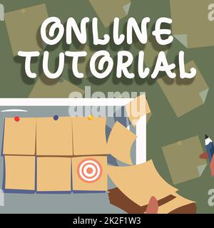 Text mit Inspiration Online-Lehrbuch. Konzept bedeutet Tutoring in einer Online- oder virtuellen Umgebung Präsentation von Haftnotizen Hände schreiben Papier mit festgelegten Zielen. Stockfoto
