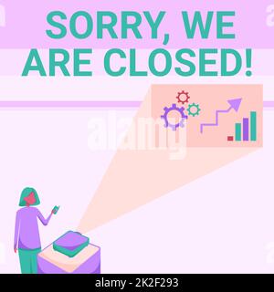 Schild mit der Aufschrift „Sorry, We're closed“ (tut mir leid Entschuldigen Sie, dass Sie das Geschäft für eine bestimmte Zeit eingestellt haben. Lady Standing Holding Projektor Remote Control präsentiert Wachstumsdiagramm. Stockfoto