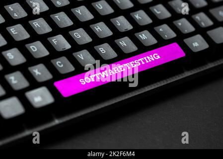 Softwaretest für handgeschriebene Schilder. Geschäftsüberblick Untersuchung bietet Informationen zur Qualität der IT durch Eingeben des Geschäftsvertrags Schreiben, Schreiben des neuen bindenden Vertrags Stockfoto