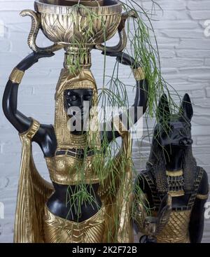 Jackal anubis, Kleopatras nubische Diener-Statue Stockfoto