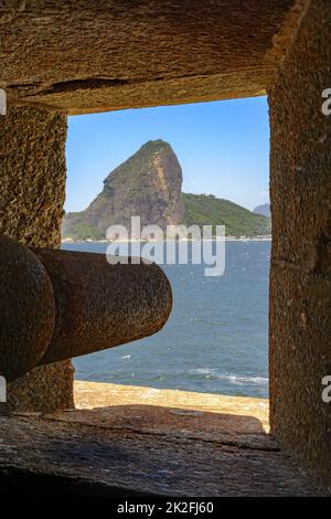 Kanone auf Festung Santa Cruz Stockfoto