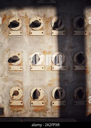 Vintage Schalter Bedienfeld mit vielen Tasten Stockfoto