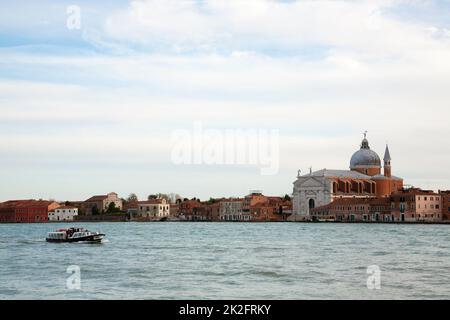 Kirche des Allerheiligsten Erlösers. Landschaft von Venedig, Italien Stockfoto