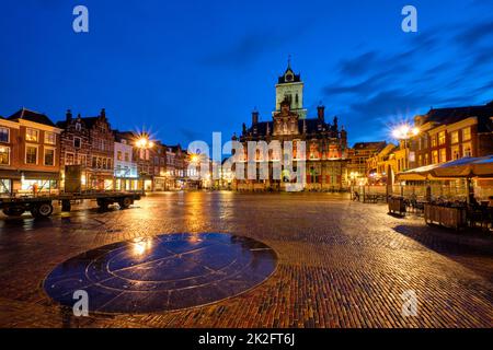 Delfter Marktplatz Markt am Abend. Delfth, Niederlande Stockfoto