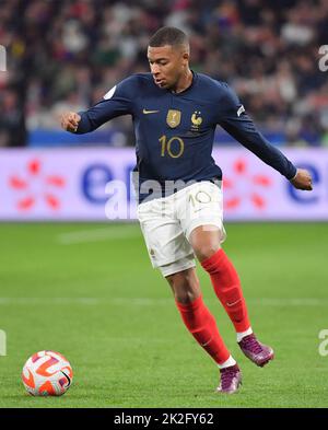 Saint Denis, Frankreich. 22/09/2022, Frankreichs Kylian Mbappe während der UEFA Nations League, Group A1, Tour 5 Spiel zwischen Frankreich und Österreich am 22. September 2022 in Saint-Denis, einem Vorort von Paris, Frankreich. Foto von Christian Liewig/ABACAPRESS.COM Stockfoto