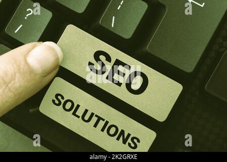 Textunterschrift mit Seo Solutions. Business Showcase Search Engine Result Page Besucherzahlen nach Rankings erhöhen Stockfoto