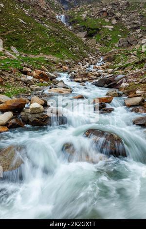 Wasserfall im Himalaya Stockfoto