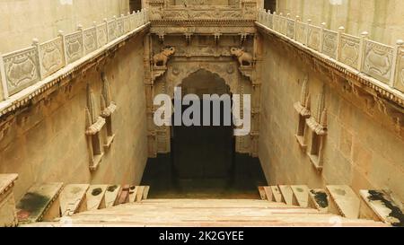 Treppen von Raniji KI Baori oder Queens Stepwell, Bundi, Rajasthan, Indien. Stockfoto