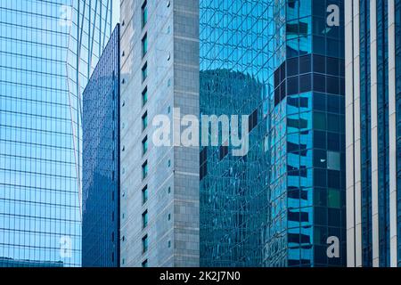 Wolkenkratzer Hochhäuser aus der Nähe Stockfoto