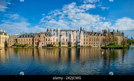 Hofvijver See und Binnenhof , Den Haag Stockfoto