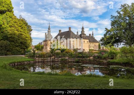 Schloss Lembeck in Dorsten, Deutschland, umgeben von einem wunderschönen Park Stockfoto