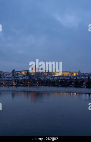 Hradcany im Winter, Prag, Tschechische Republik Stockfoto