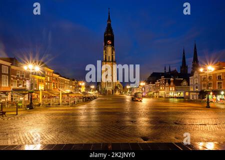 Delfter Marktplatz Markt am Abend. Delfth, Niederlande Stockfoto
