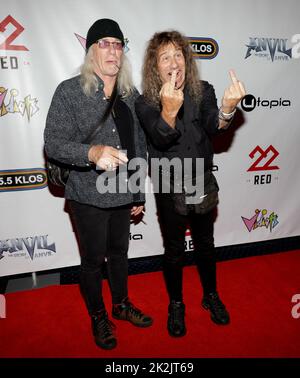 Los Angeles, CA - 22. September 2022 - Robb Reiner und Steve 'Lips' Kudlow nehmen an der Red-Carpet-Premiere des „Anvil! The Story of Anvil“ im Saban Theatre Stockfoto