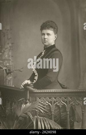 'Großherzogin Maria Alexandrovna von Russland, Herzogin von Edinburgh (1852-1920) c1890. Als Tochter von Alexander II. Heiratete sie 1874 Alfred Duke of Edinburgh, den zweiten Sohn von Königin Victoria.“ Stockfoto