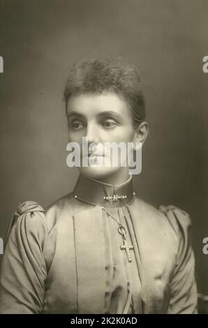 „Susan Jeune, Baroness St Helier (1849-1931) im Bild c1890, Gastgeberin der englischen Gesellschaft, Ratsvorsitzender des London County Council 1910-1927, Ehefrau von Francis Henry Jeune, 1. Baron St Helier.“ Stockfoto