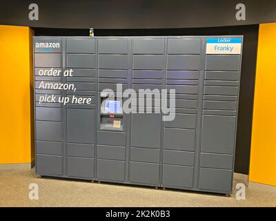 SYDNEY, AUSTRALIEN. – Am 15. Mai 2021. – Amazon locker ist ein Self-Service-Paket Lieferservice von Online-Händler Amazon angeboten, können Kunden wählen Stockfoto