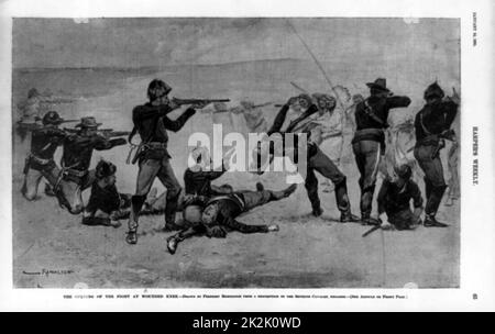 Die Eröffnung des Kampfes am Wounded Knee; Siebte Kavallerie im Kampf mit Indianern.   fotomechanischen print 1891. Stockfoto