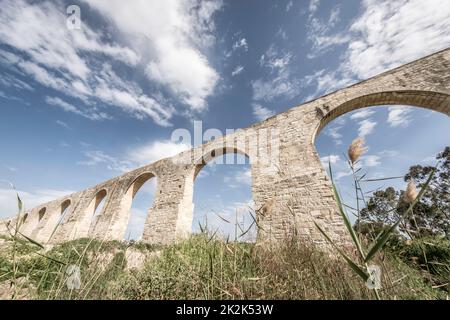 Kamares Aquädukt, auch bekannt als Bekir Pasha Aquädukt. Larnaca, Zypern Stockfoto